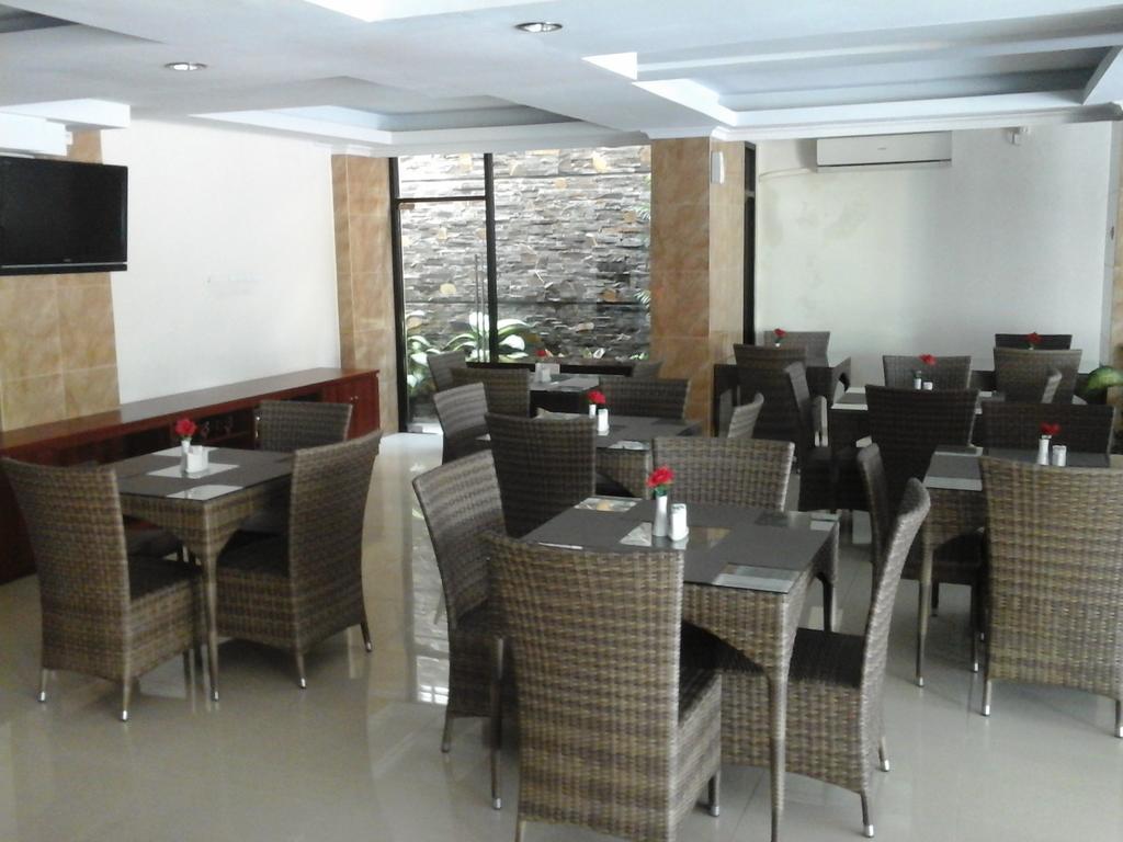 יוגיאקרטה Maranatha Grand Hotel מראה חיצוני תמונה