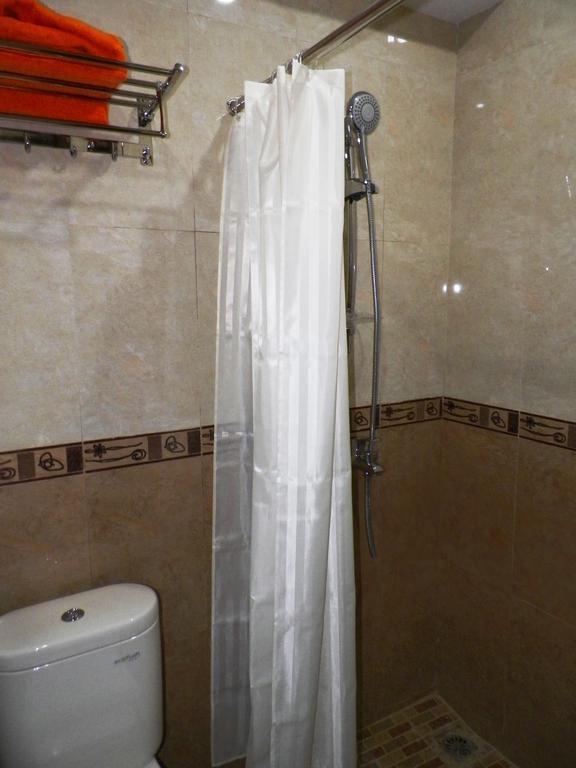 יוגיאקרטה Maranatha Grand Hotel חדר תמונה
