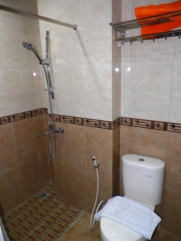 יוגיאקרטה Maranatha Grand Hotel מראה חיצוני תמונה