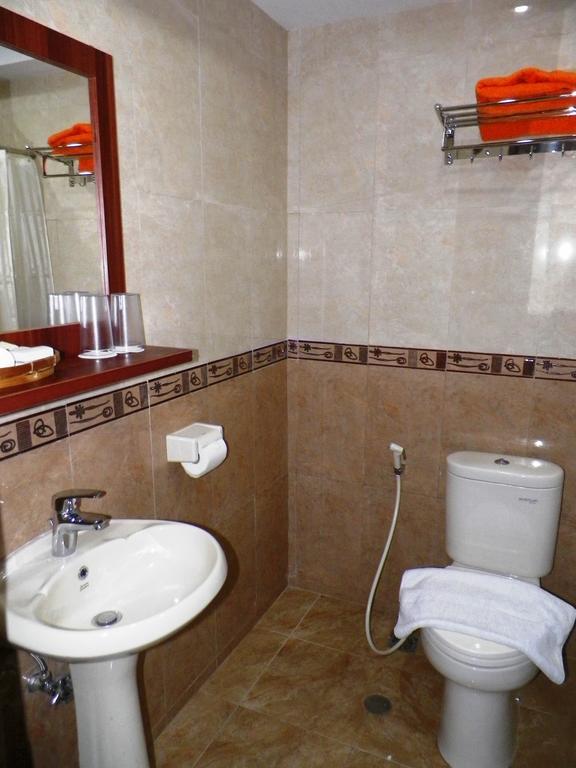 יוגיאקרטה Maranatha Grand Hotel חדר תמונה