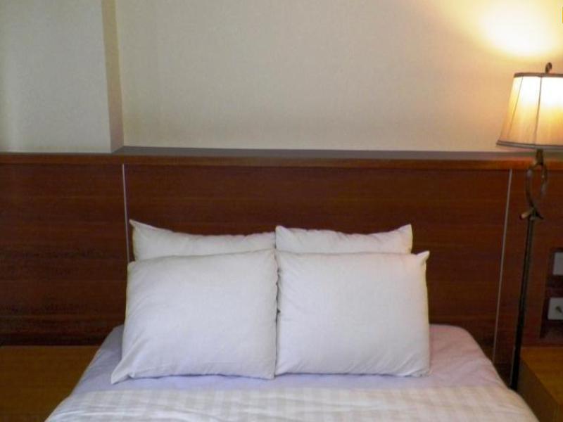 יוגיאקרטה Maranatha Grand Hotel מראה חיצוני תמונה